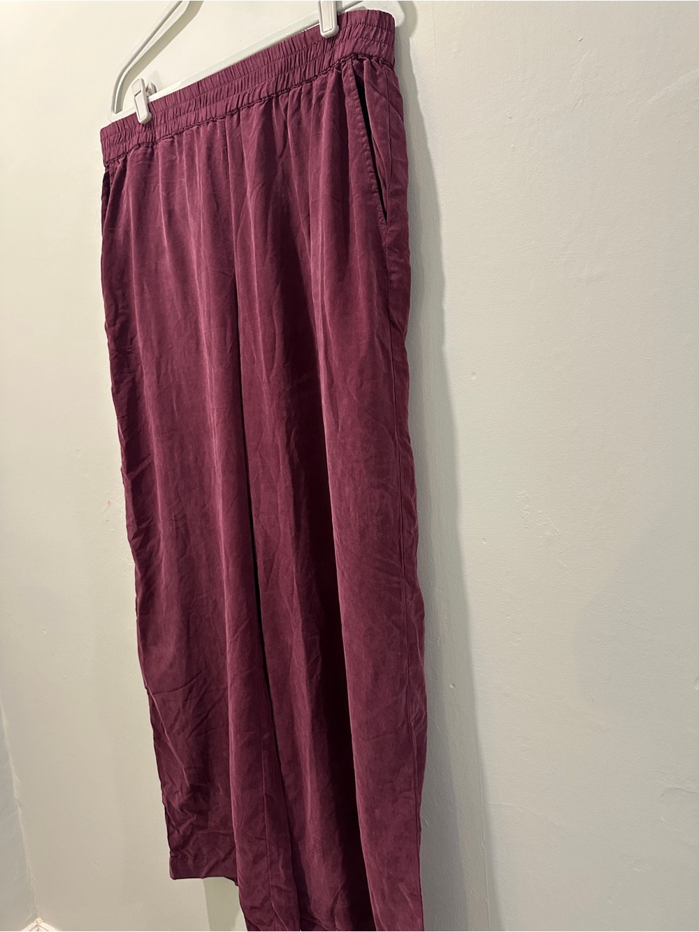 Marine Layer Wide-Leg Pull-On Pants in Berry - Picture 5 of 7